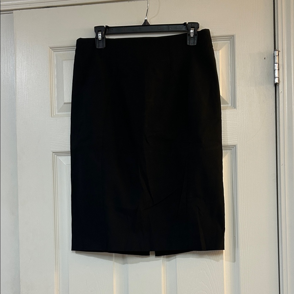 Mystic Elegant Black Pencil Skirt